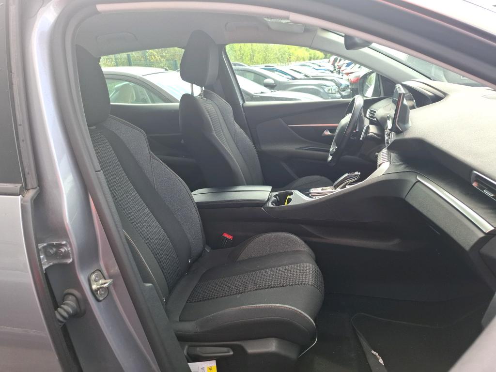 PEUGEOT PEUGEOT 3008 BlueHDi 130ch S&S EAT8 Active Pack 2022