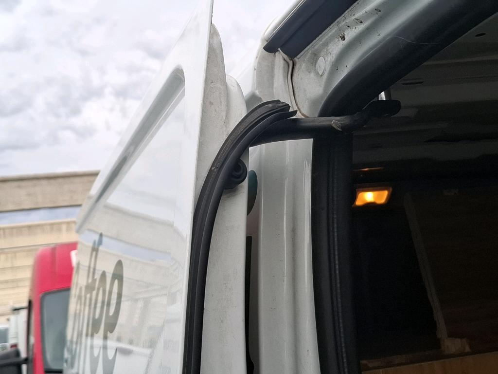 RENAULT RENAULT TRAFIC FOURGON FGN L2H1 1300 KG DCI 145 ENERGY GRAND CONFORT 2021
