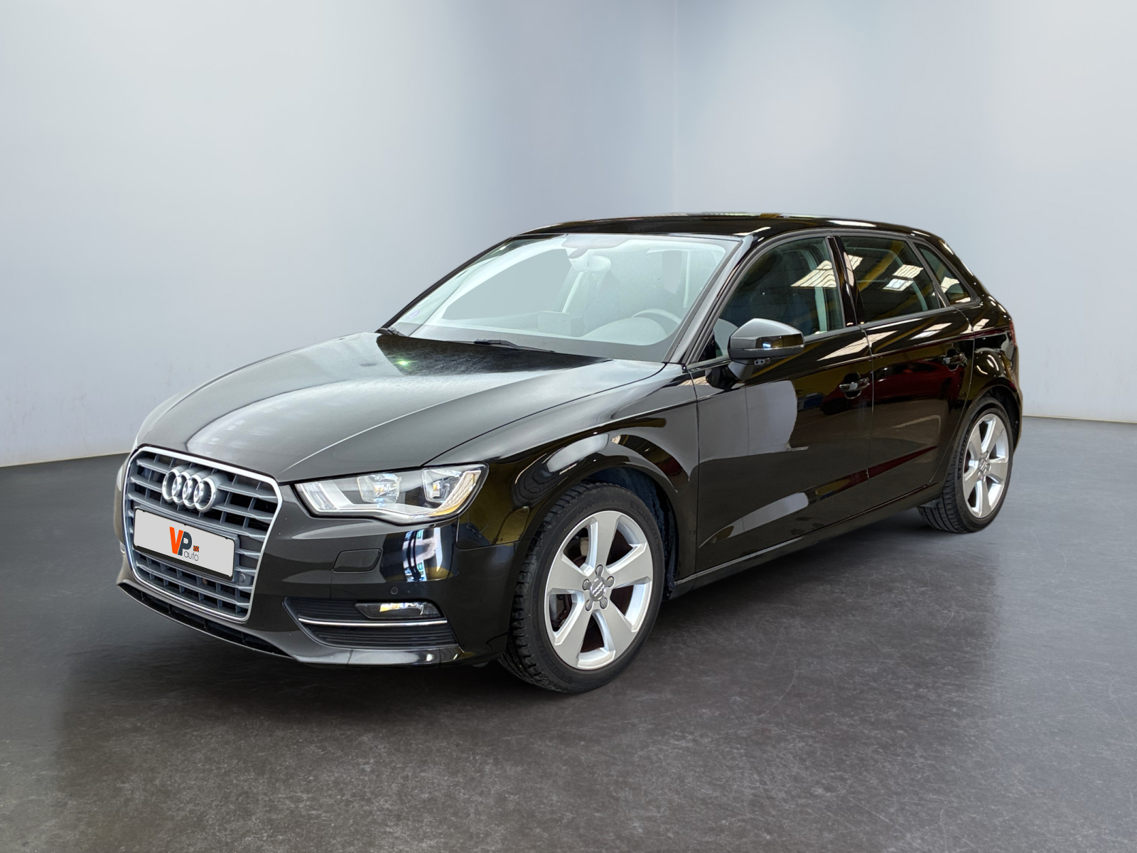AUDI  2015