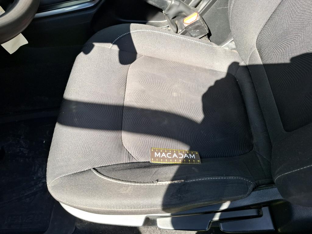 ISUZU  2022