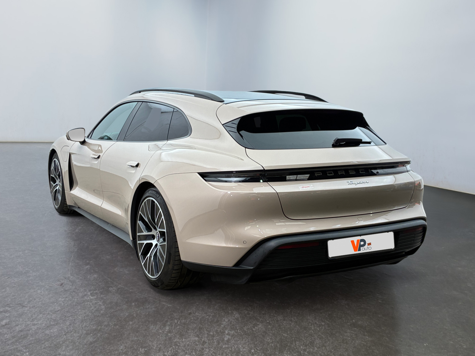 PORSCHE Taycan 408 ch Sport Turismo 2023