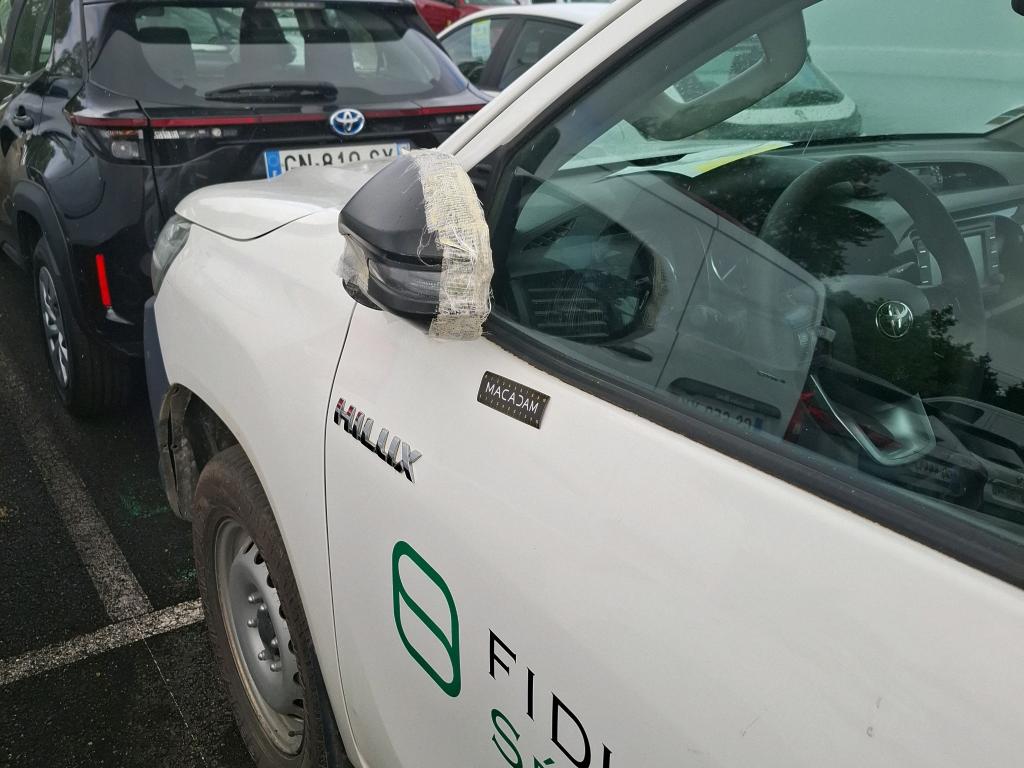 TOYOTA  2021