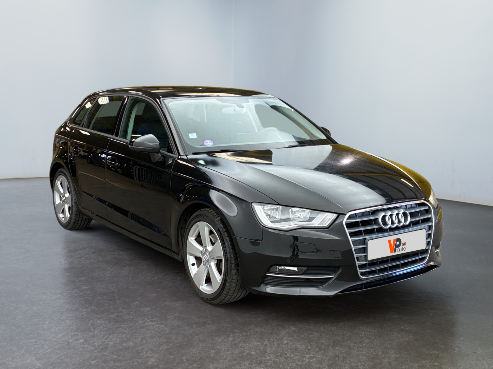AUDI  2015