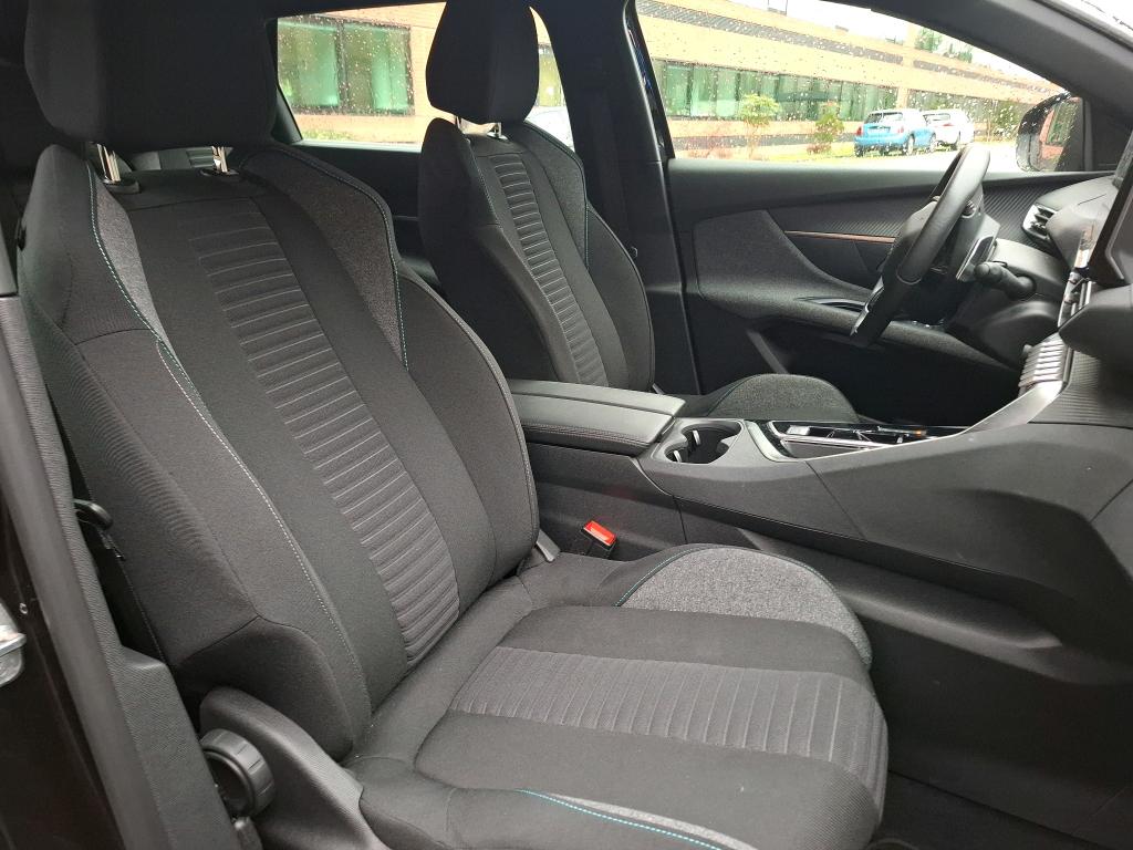 PEUGEOT PEUGEOT 5008 PureTech 130ch S&S EAT8 Active Pack 2023