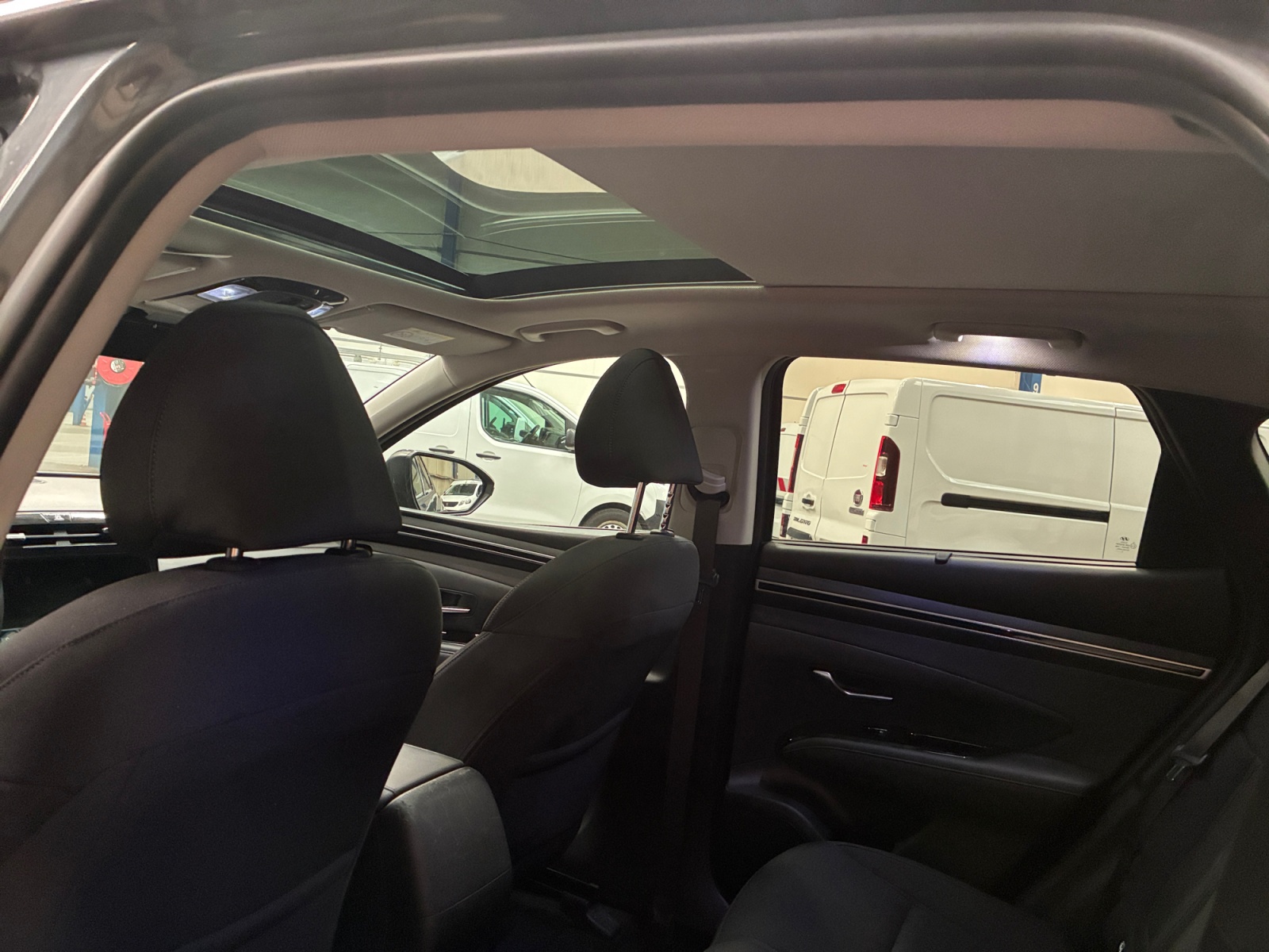 HYUNDAI Tucson 1.6 T-GDI 265 HTRAC Plug-in BVA6 Business 2022
