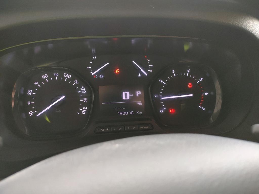 TOYOTA  2023