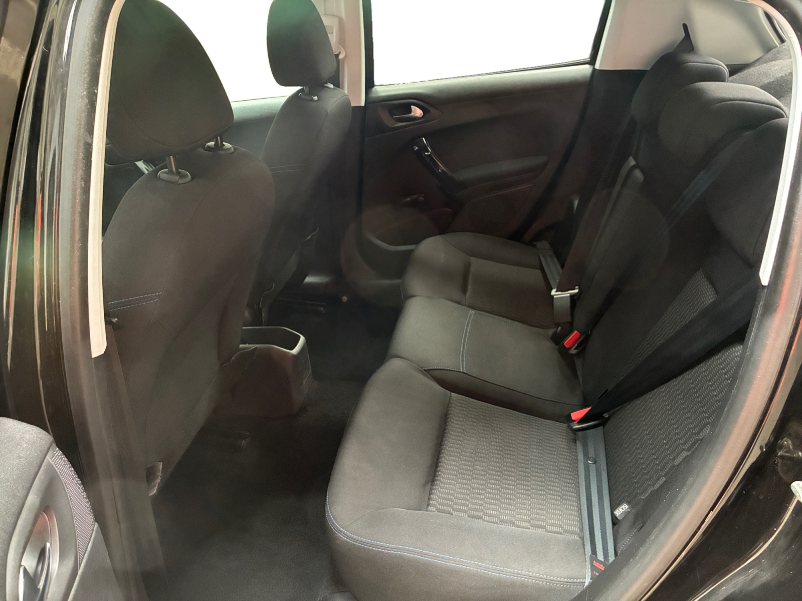 PEUGEOT 208 208 1.2 PureTech 82ch BVM5 Style 2018