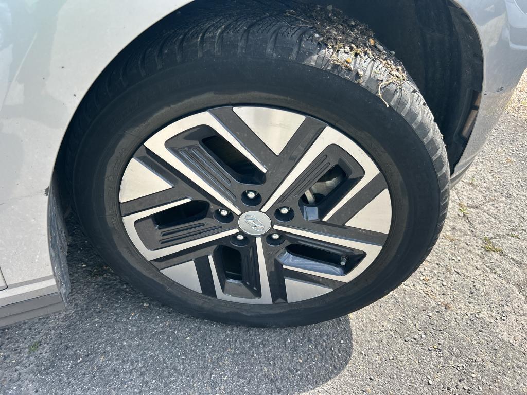 HYUNDAI  2022