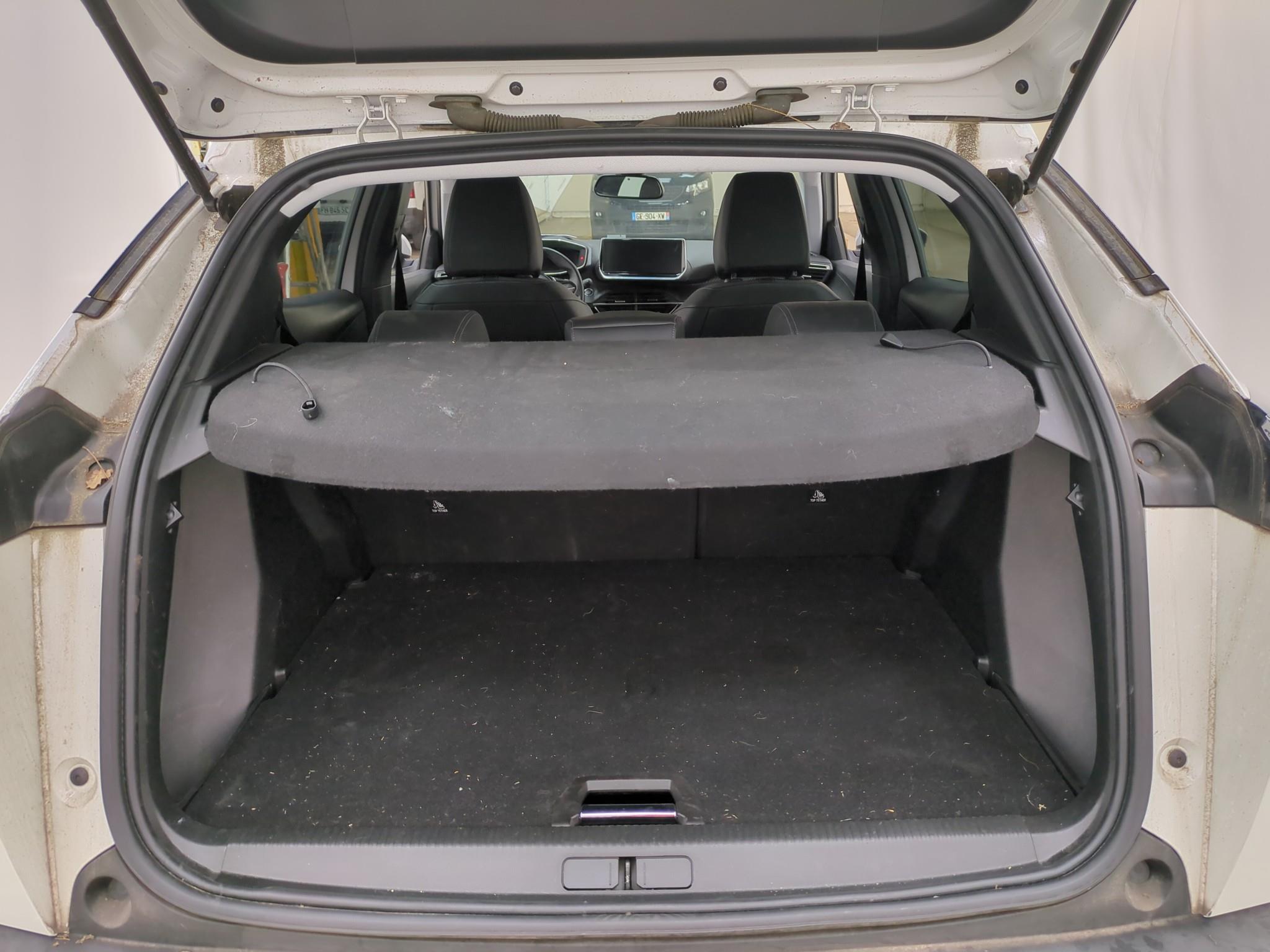 PEUGEOT 2008 BUSINESS BlueHDi 130 S&S EAT8 Allure 2021