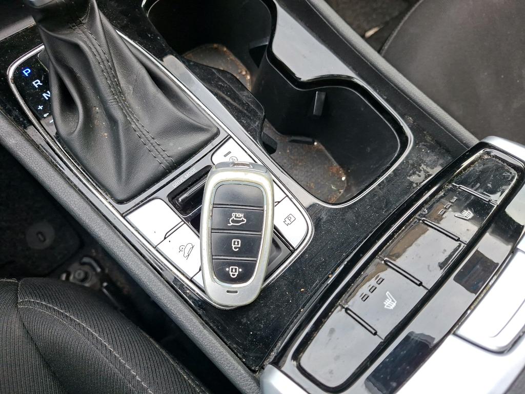 HYUNDAI  2021