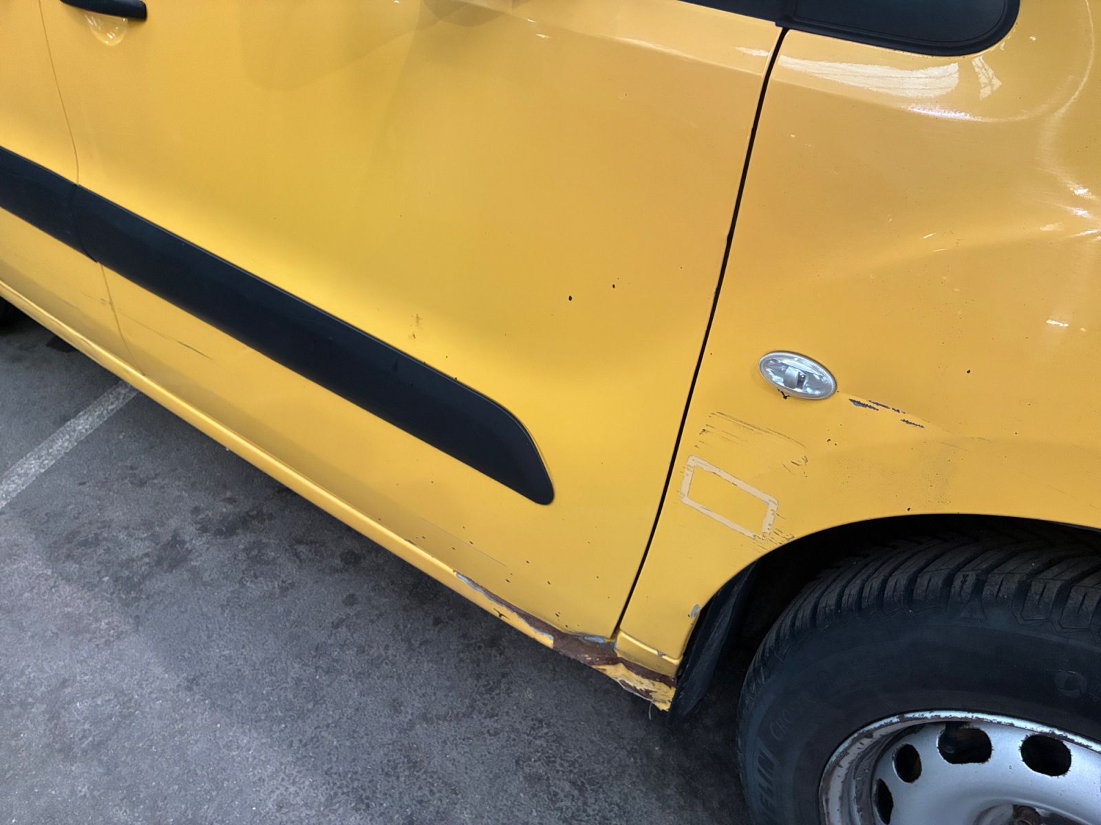 CITROEN BERLINGO FOURGON BERLINGO 20 L1 BlueHDi 100 S&S CLUB ETG6 2016