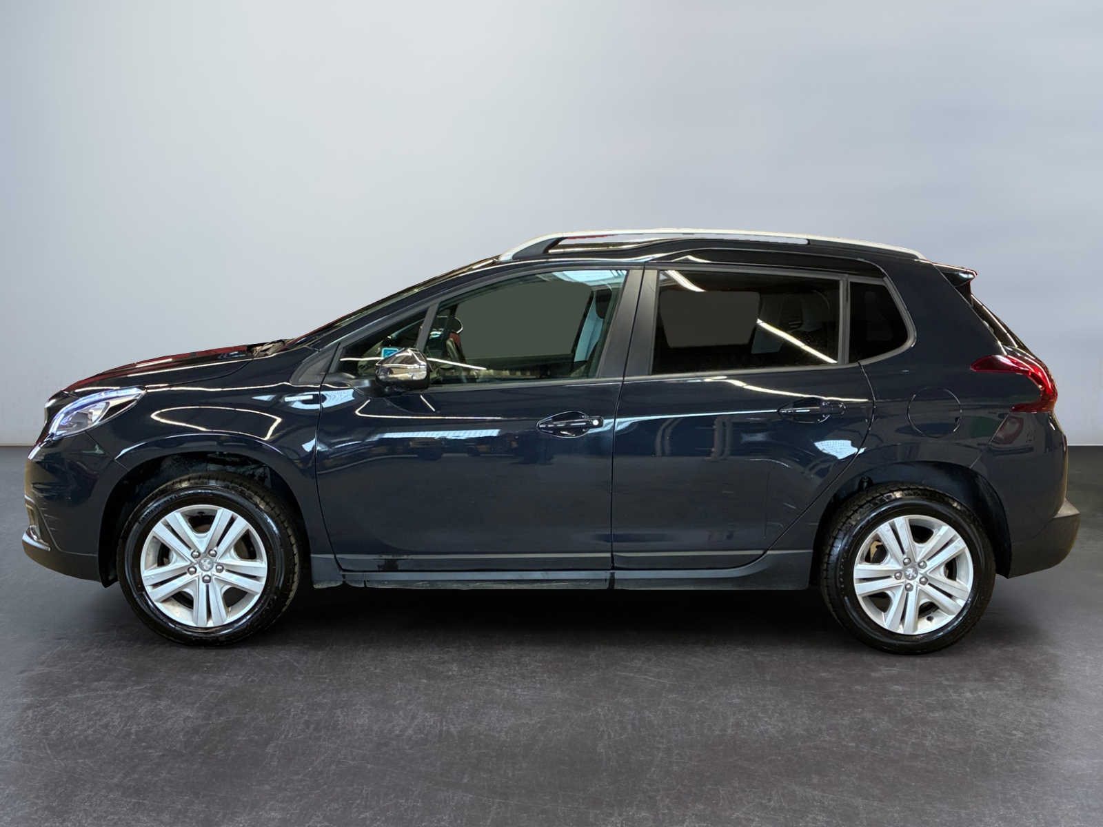 PEUGEOT 2008 1.2 PureTech 82ch BVM5 Style 2018