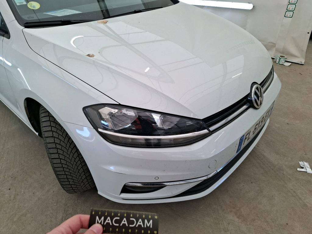 VOLKSWAGEN  2019