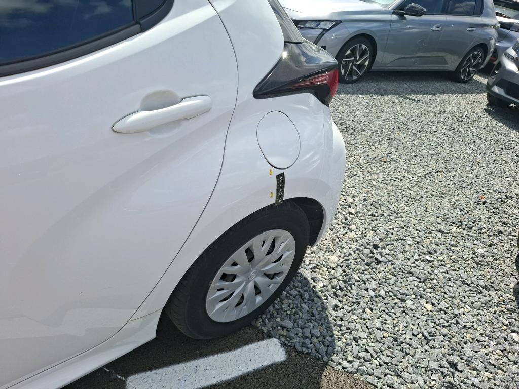 TOYOTA  2021