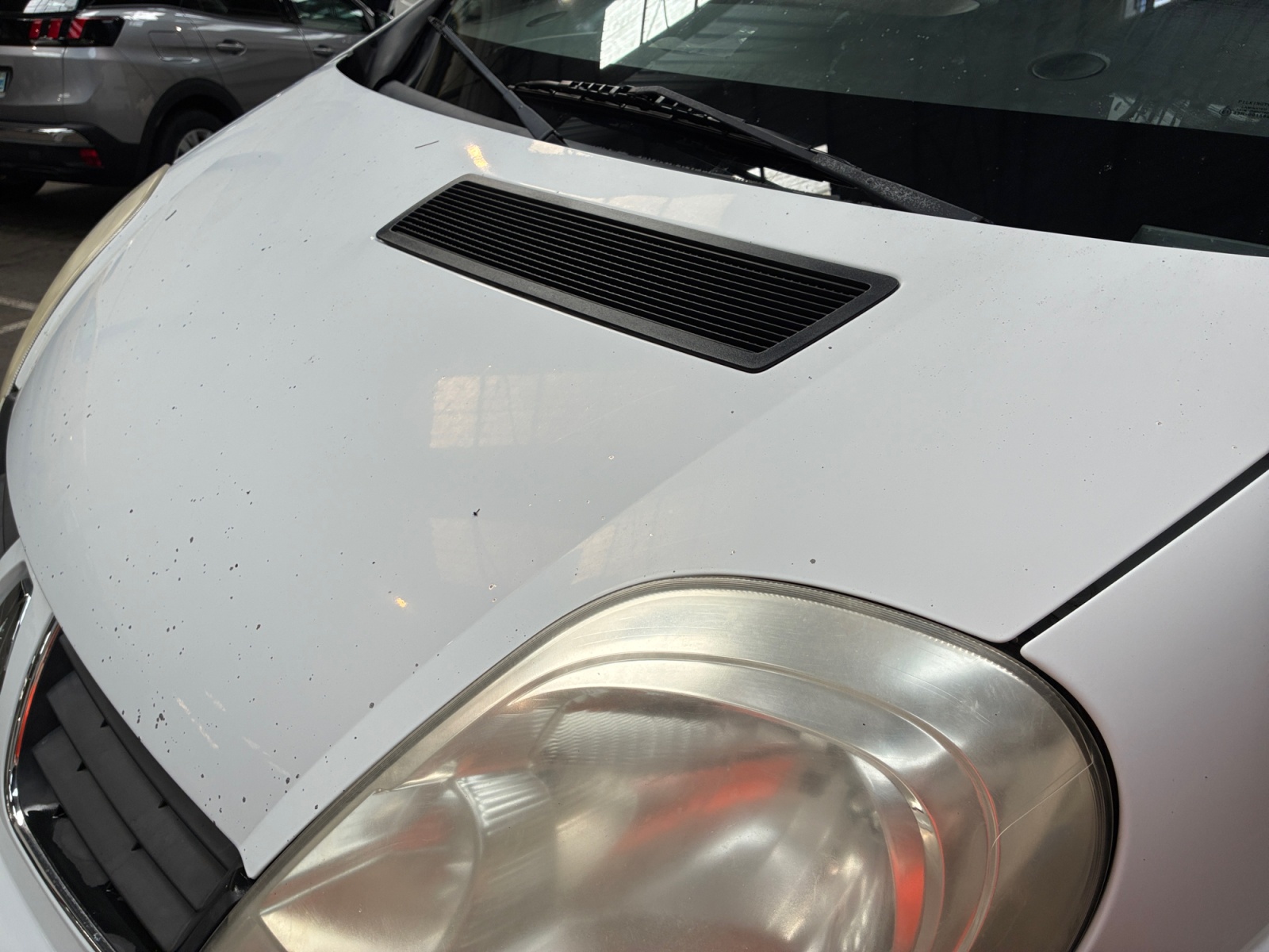 RENAULT TRAFIC FGN DCI 115 L2H1 1200 KG 2012