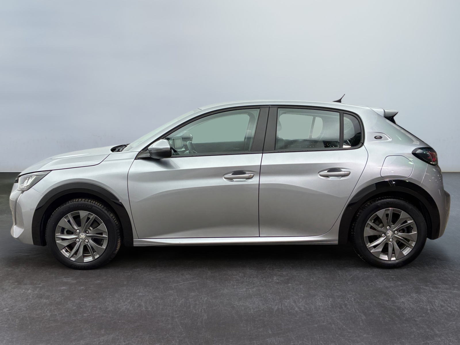 PEUGEOT 208 BUSINESS ELECTRIQUE 208 Electrique 50 kWh 136ch Active Business 2021