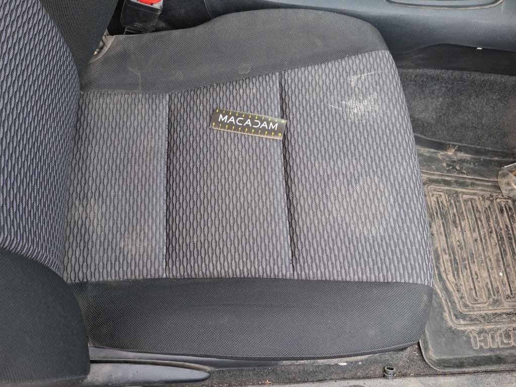 TOYOTA  2021