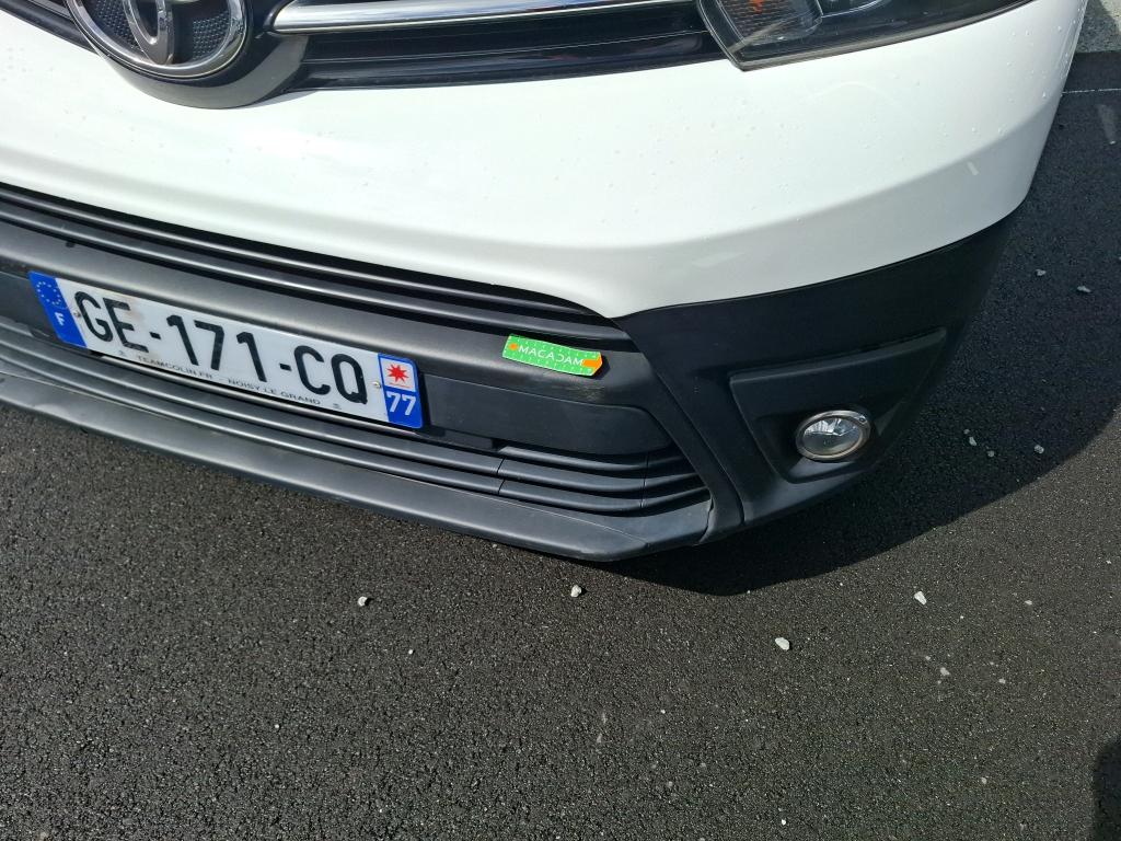 TOYOTA  2022