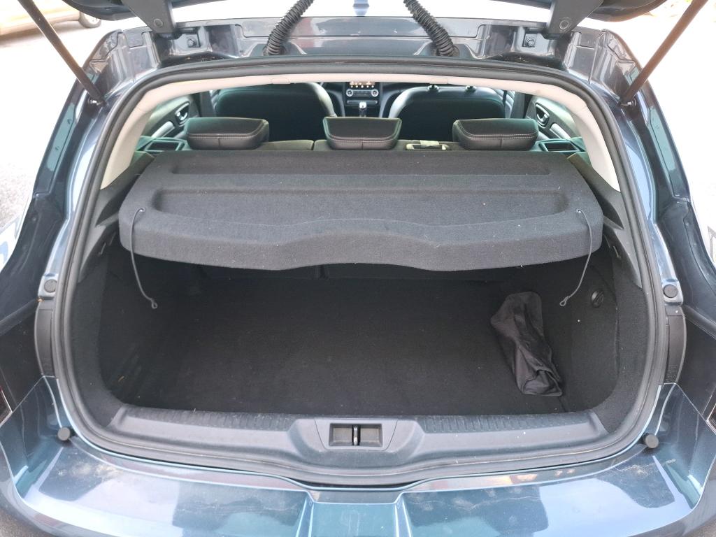 RENAULT RENAULT MÉGANE MEGANE IV Berline Blue dCi 115 Techno 2023
