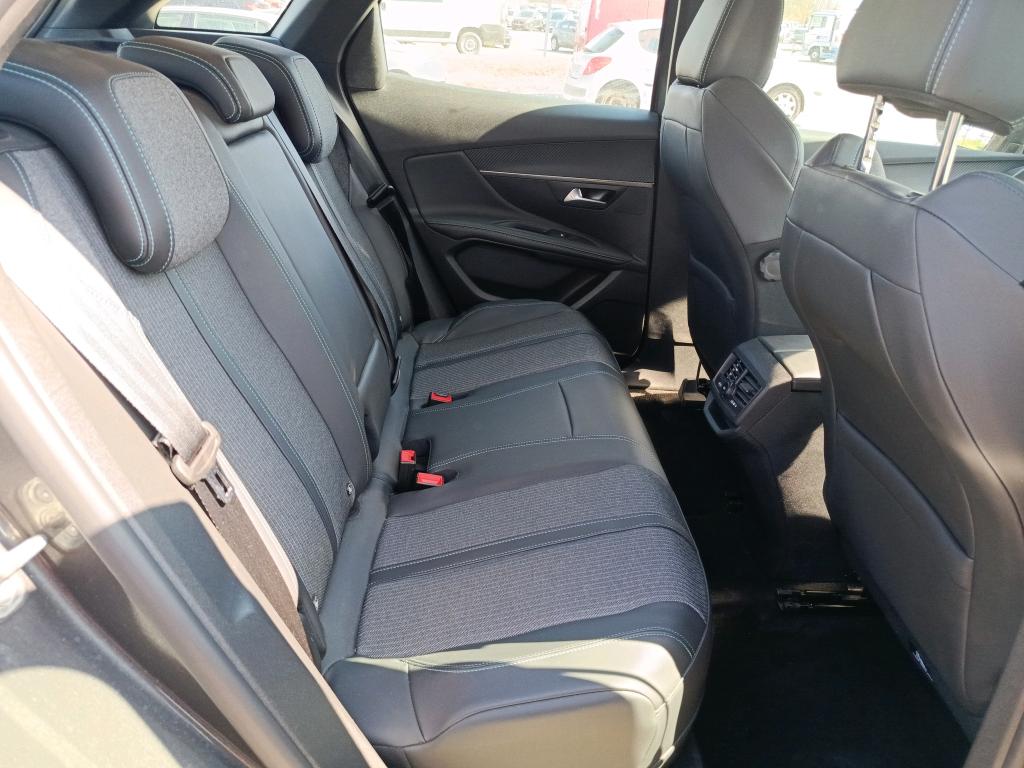 PEUGEOT PEUGEOT 3008 Hybrid 225 e-EAT8 Active Pack 2023