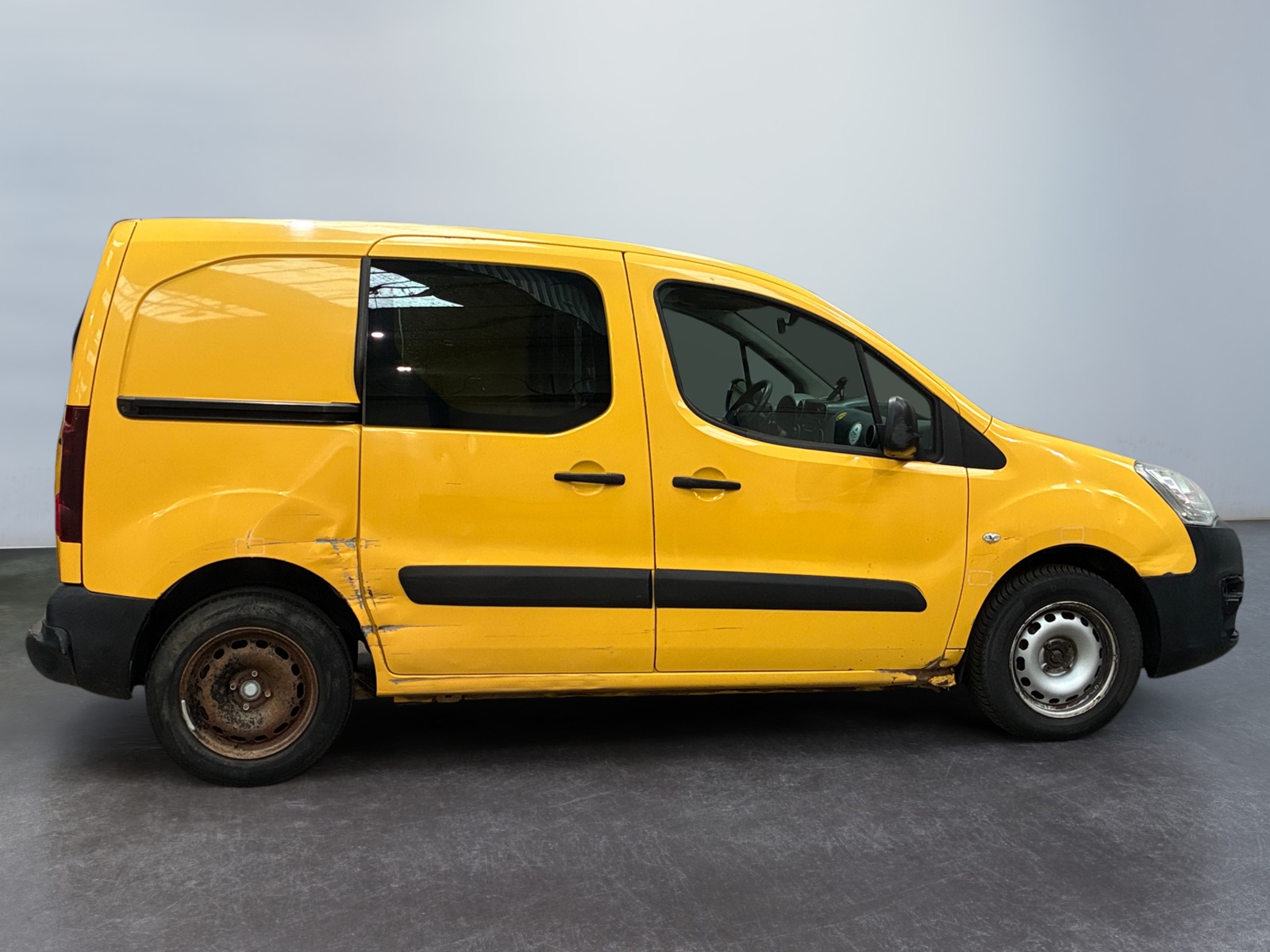 CITROEN BERLINGO FOURGON BERLINGO 20 L1 BlueHDi 100 S&S CLUB ETG6 2016