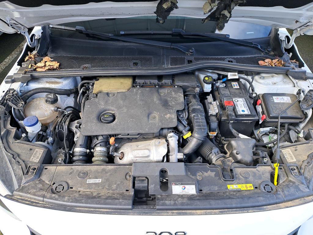 PEUGEOT PEUGEOT 208 AFFAIRE BLUEHDI 100 S&S BVM6 PREMIUM 2023