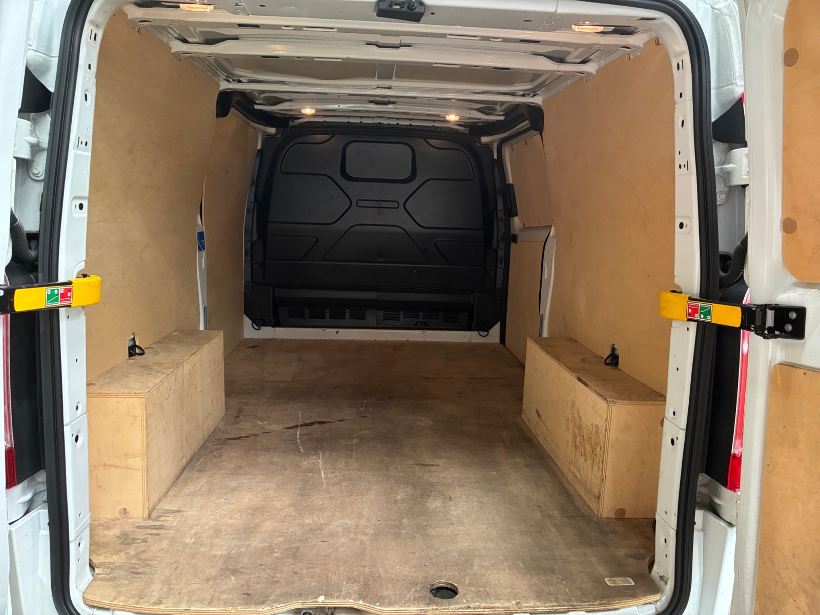 FORD TRANSIT CUSTOM FOURGON 0 2022