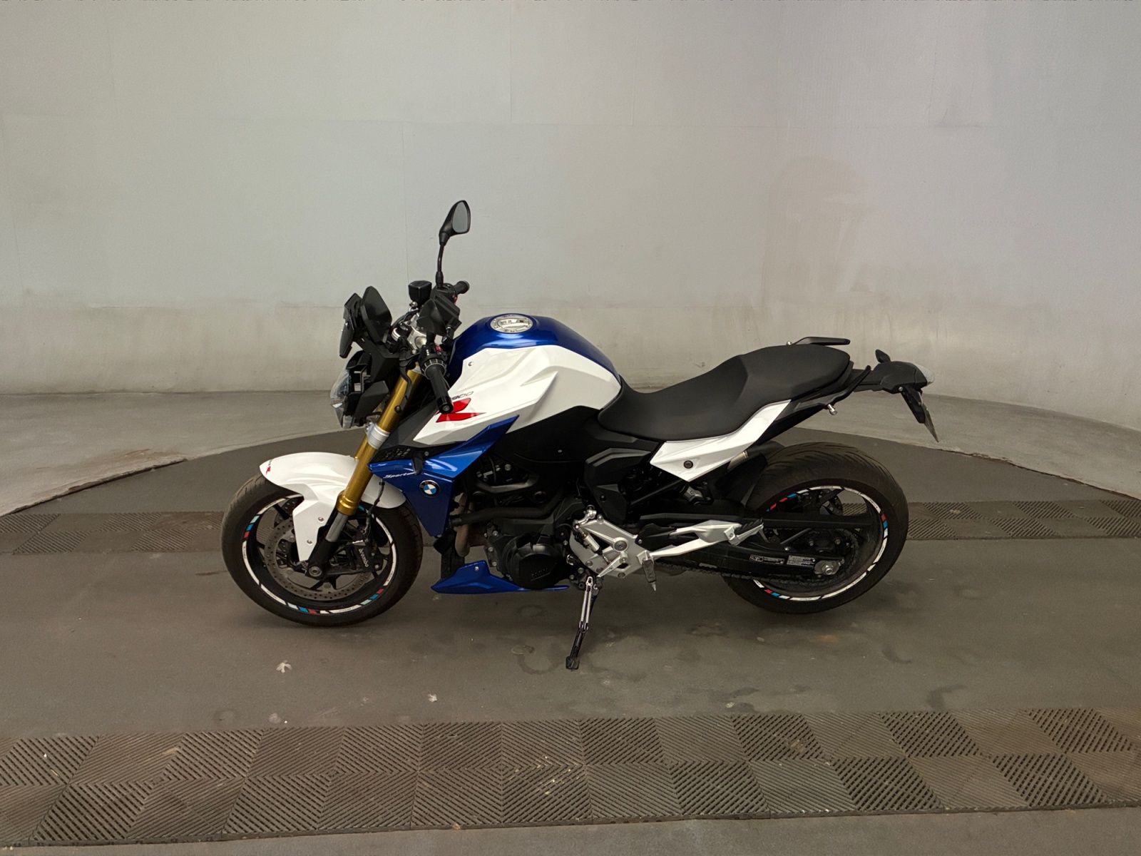 BMW F 900 R A2 2023