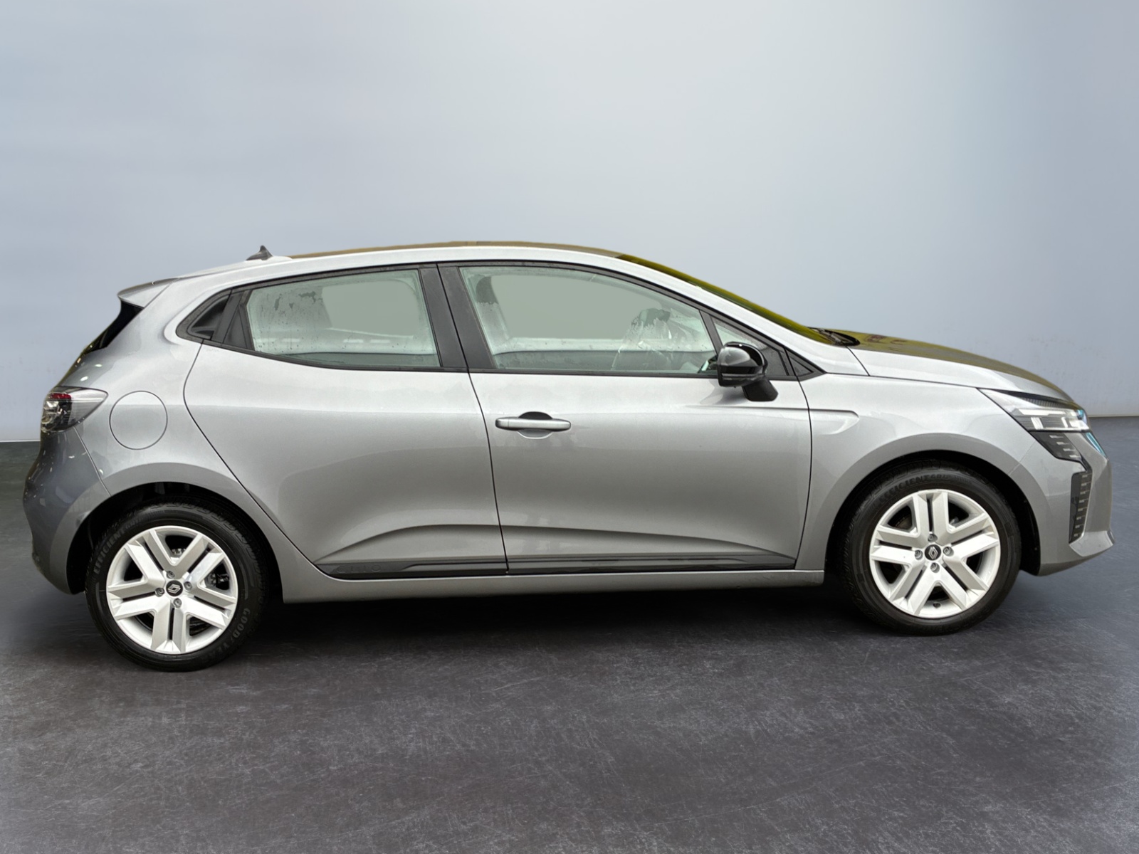 RENAULT Clio SCe 65 2023