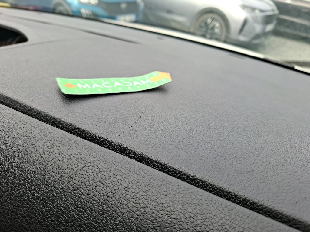 TOYOTA  2022