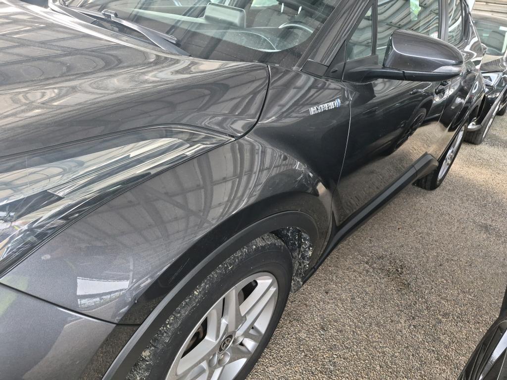 TOYOTA  2022
