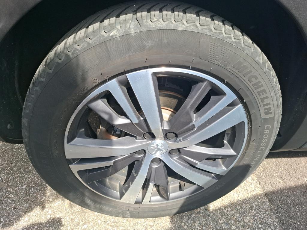 PEUGEOT PEUGEOT 3008 Hybrid 225 e-EAT8 Allure Pack 2023