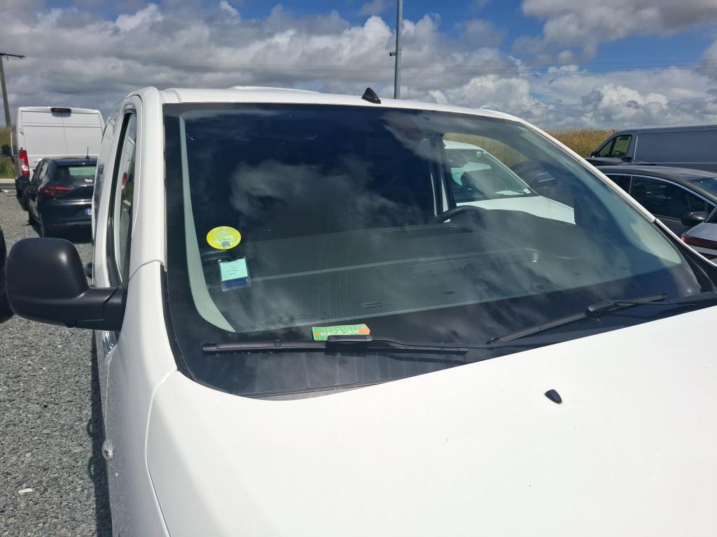 TOYOTA  2022