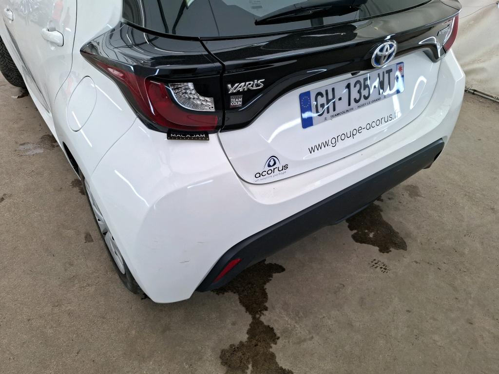 TOYOTA  2022