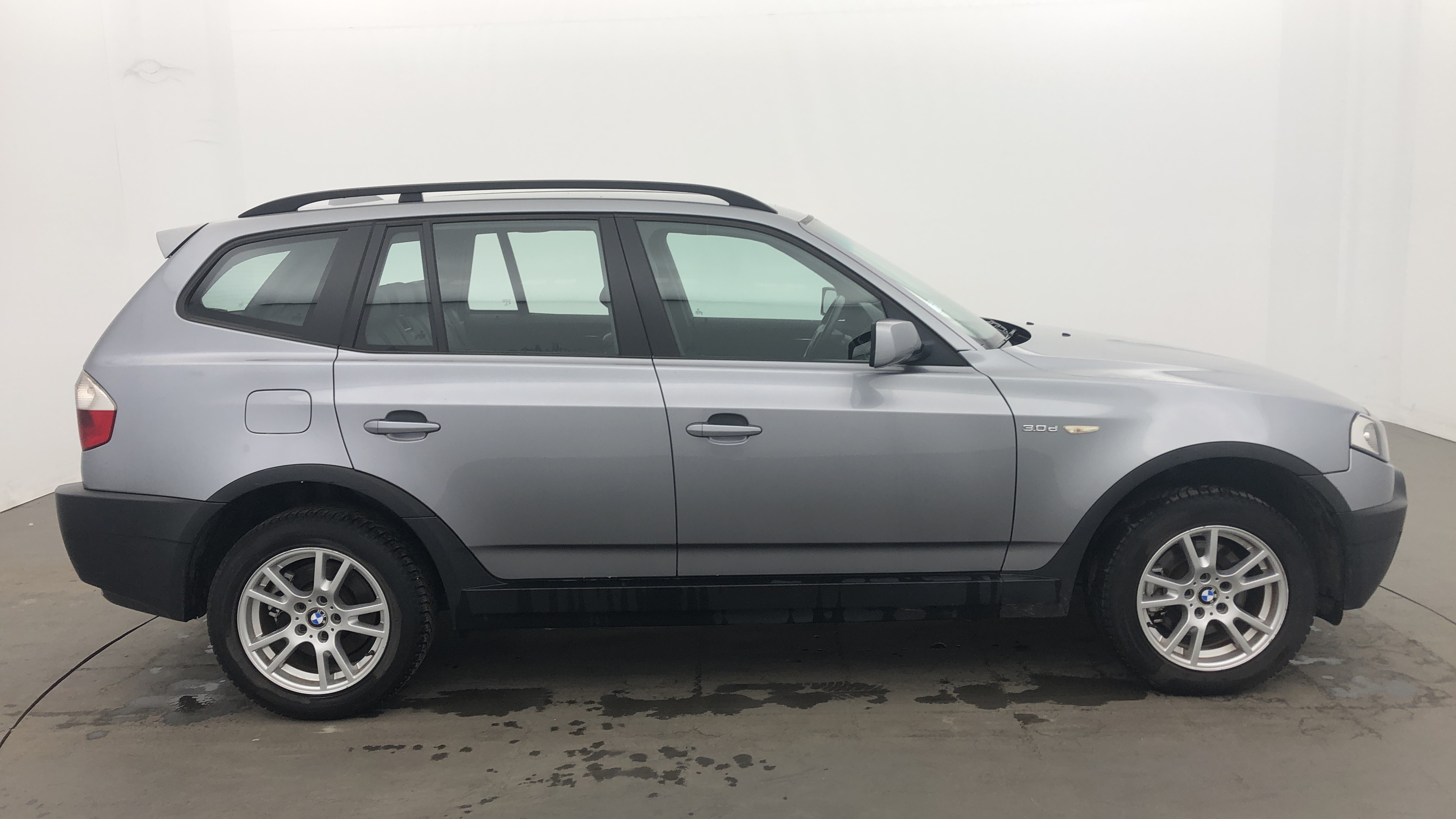 BMW  2005
