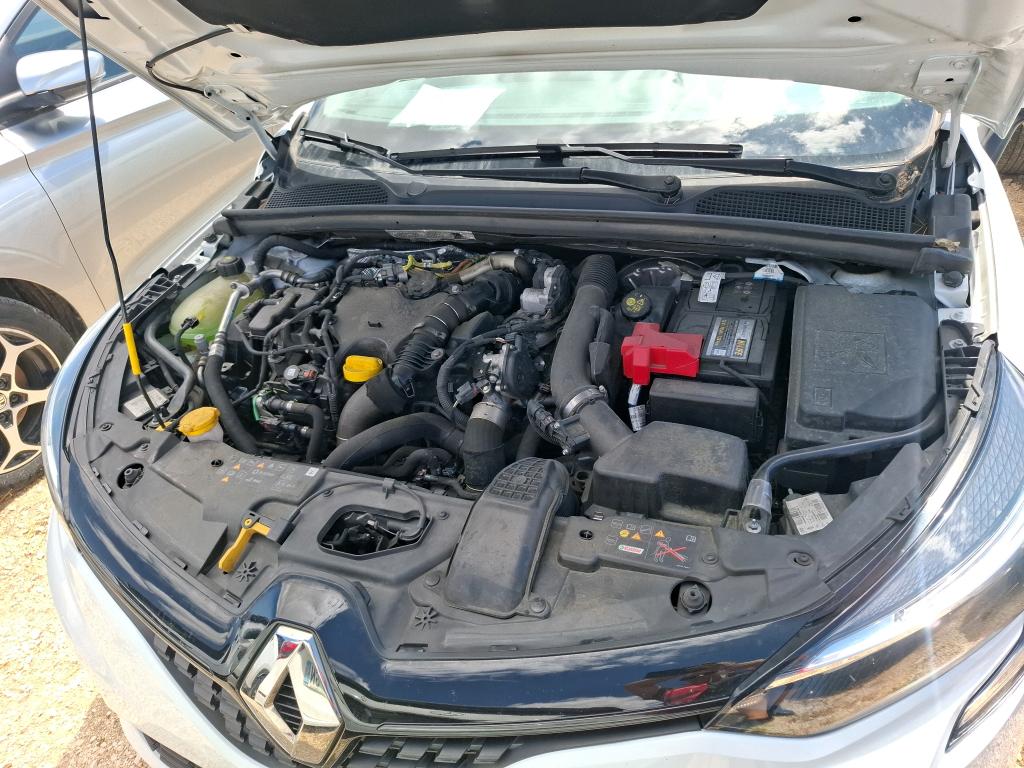RENAULT RENAULT CLIO SOCIETE BLUE DCI 100 - 21N AIR NAV 2022