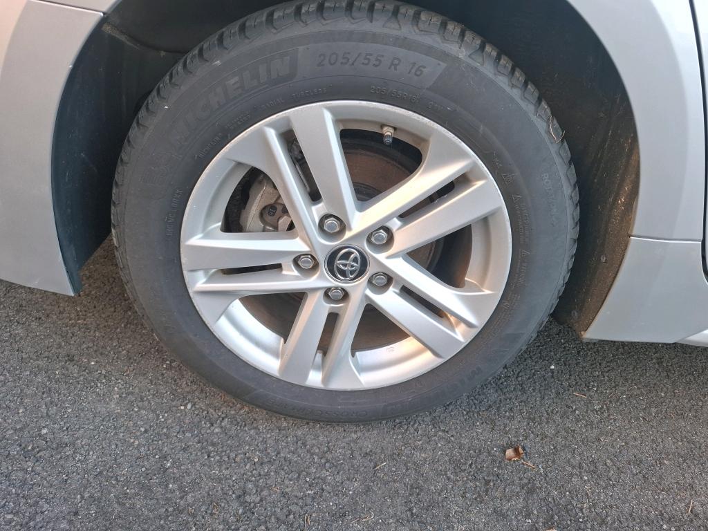 TOYOTA  2020