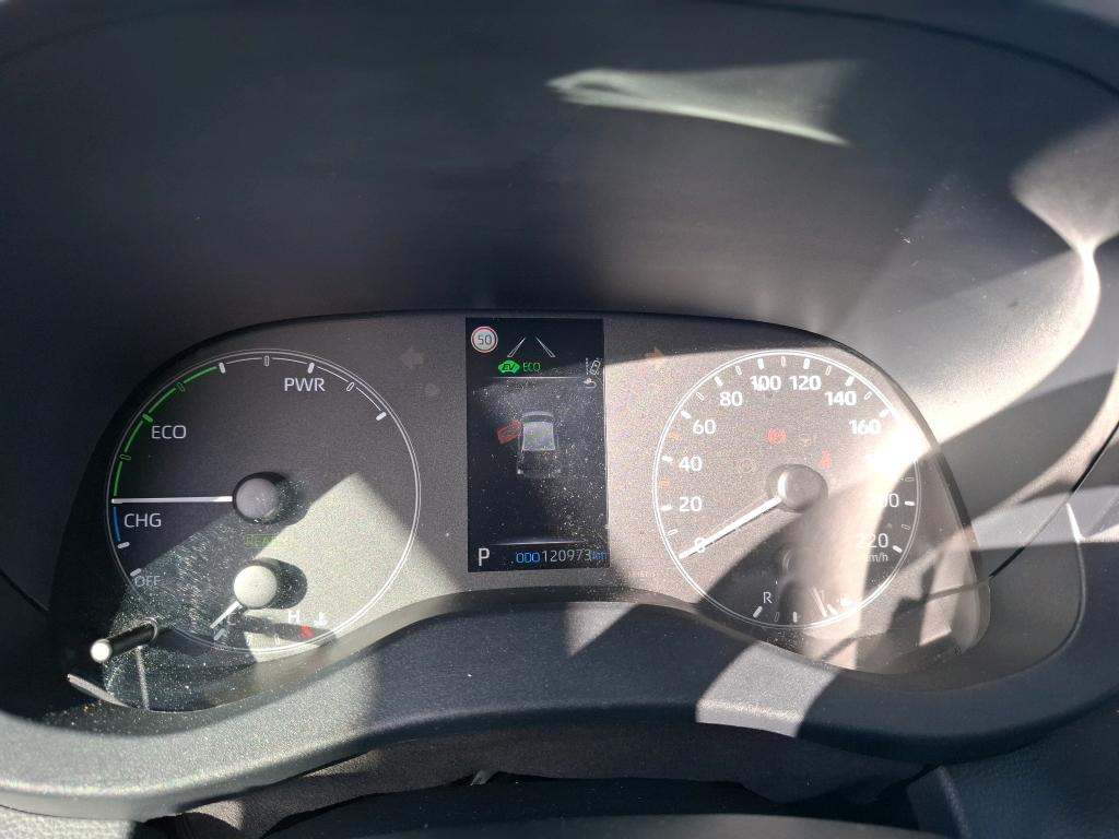 TOYOTA  2022