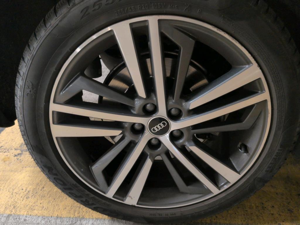 AUDI AUDI Q5 55 TFSI e 367 S tronic 7 Quattro line 2020