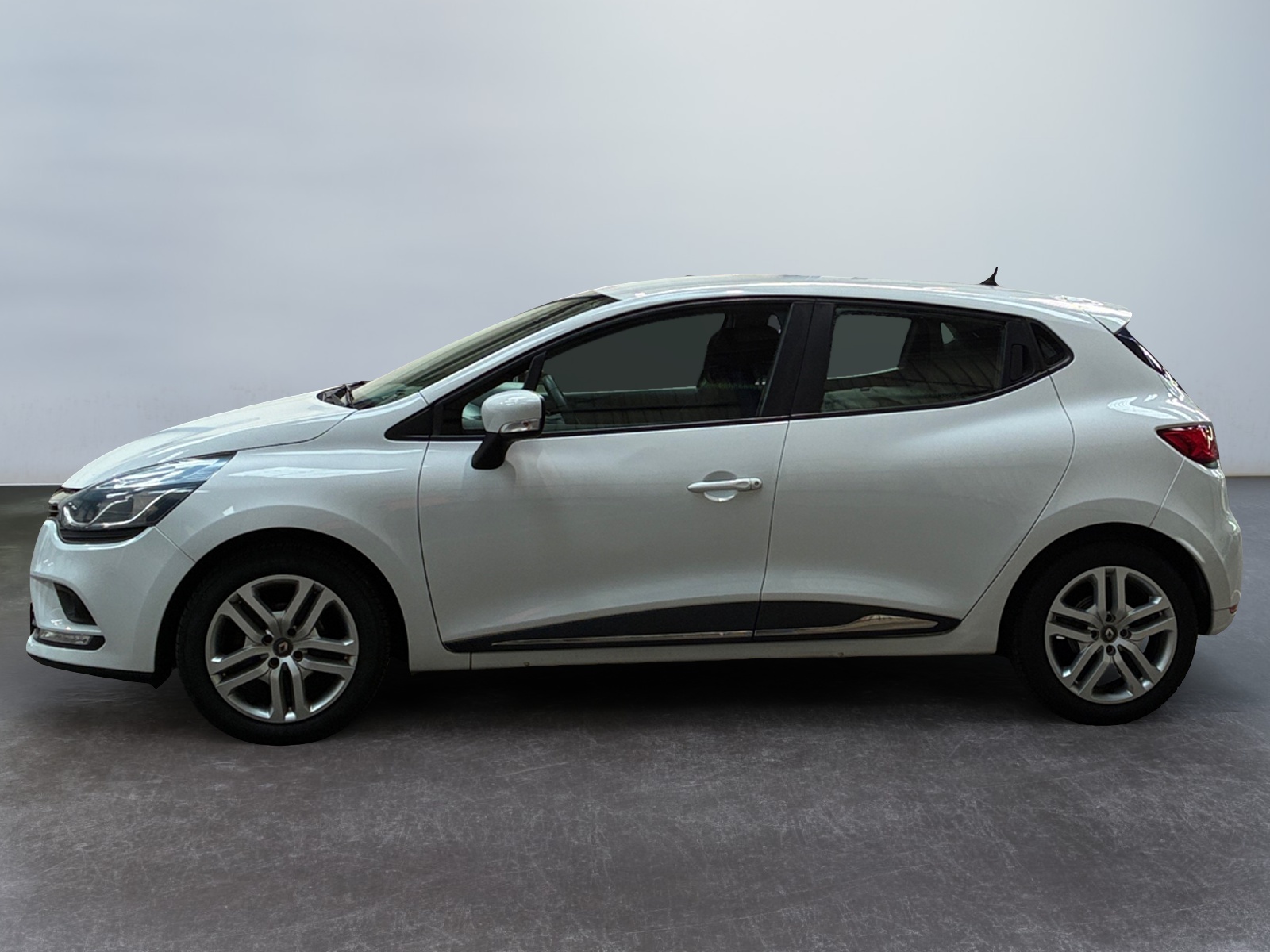 RENAULT Clio TCe 90 E6C 2019