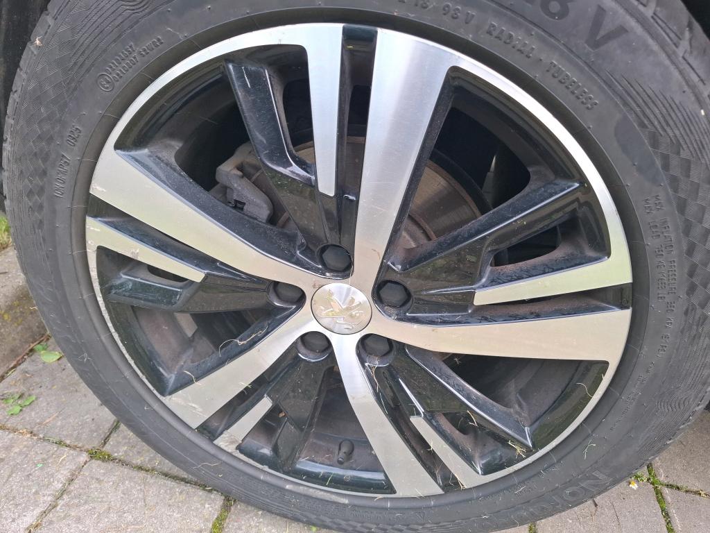 PEUGEOT PEUGEOT 5008 BlueHDi 130ch S&S EAT8 GT 2021