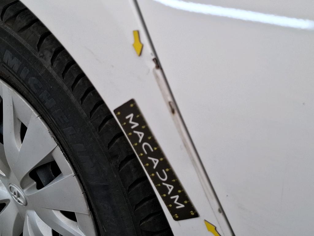 TOYOTA  2022
