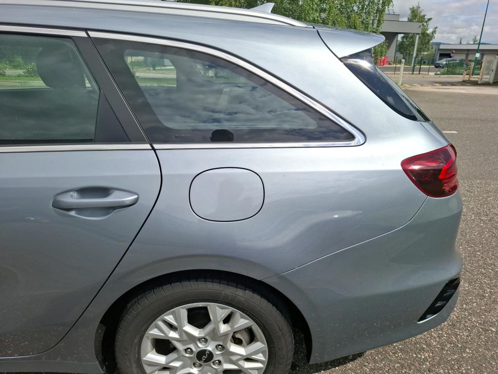 KIA  2023
