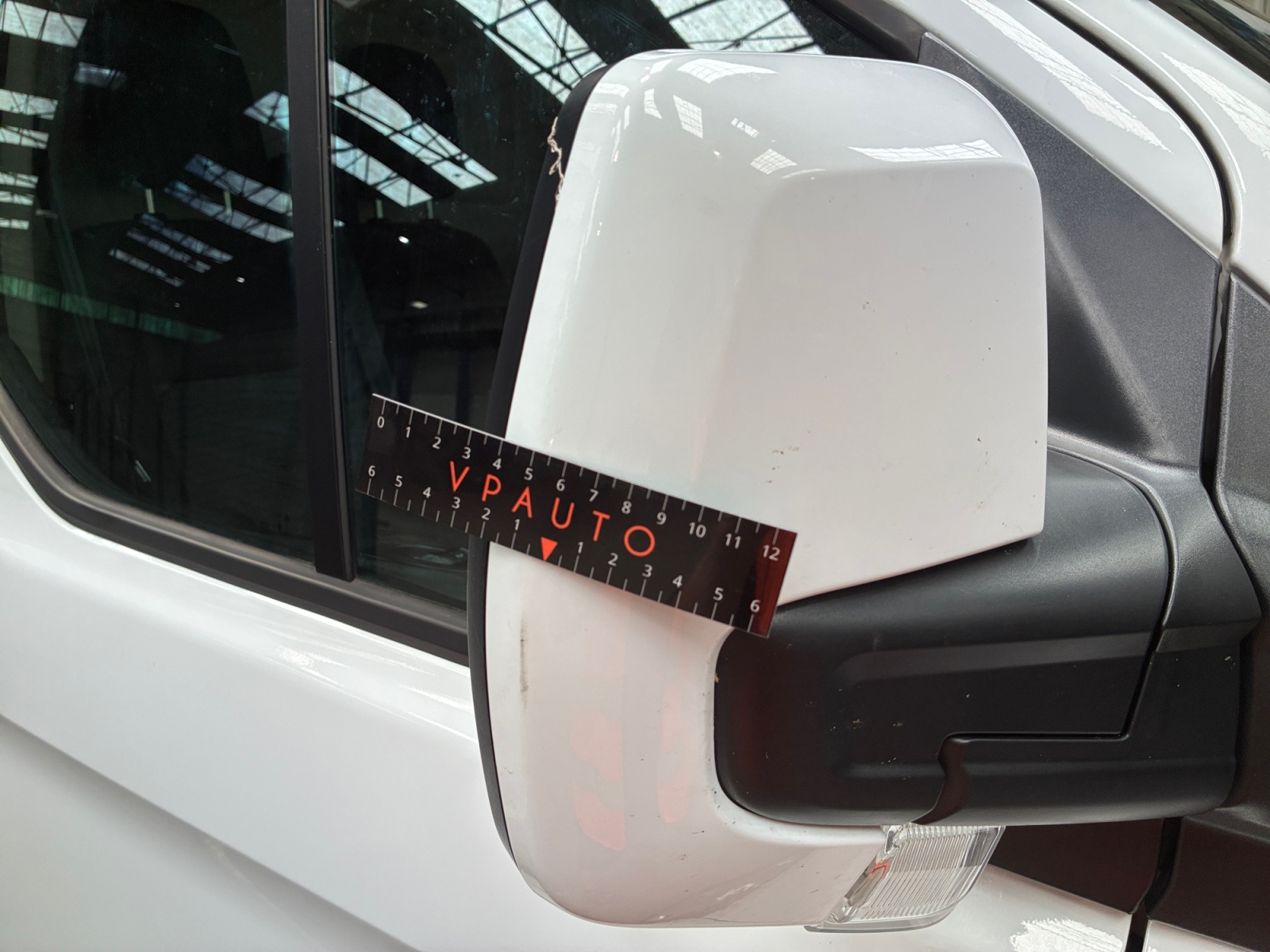 FORD TRANSIT CUSTOM FOURGON 0 2022