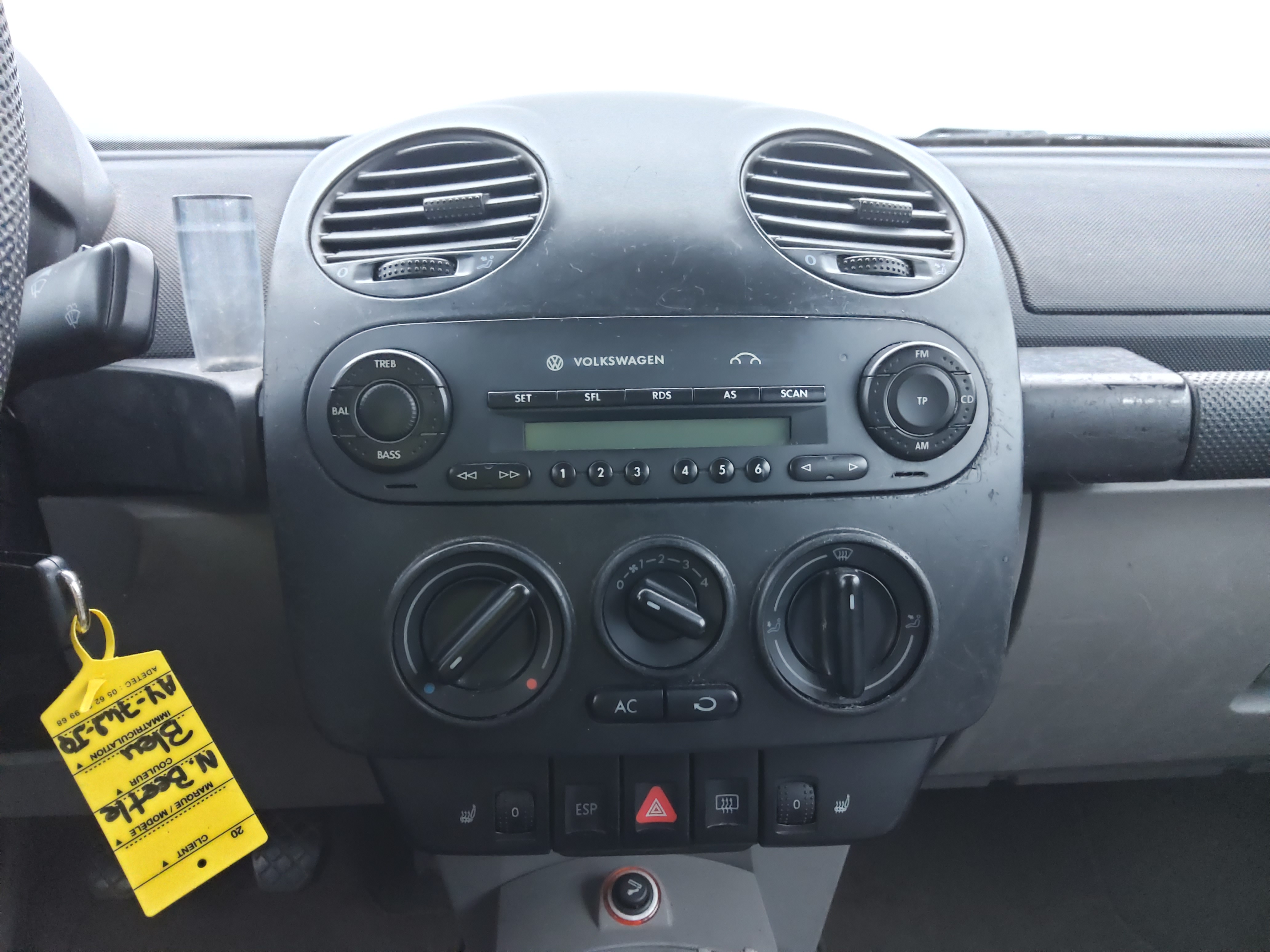 VOLKSWAGEN  2002
