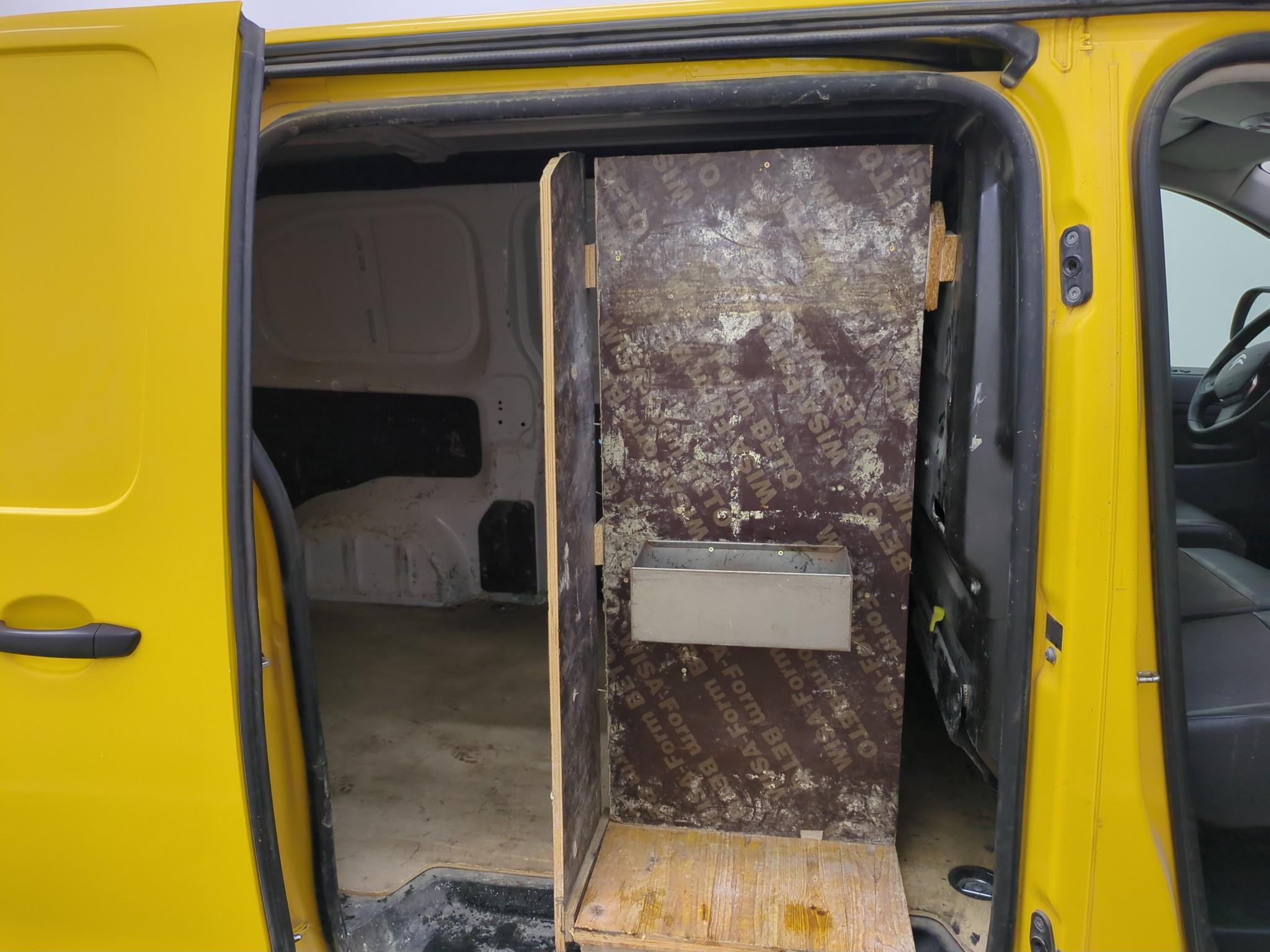 CITROEN JUMPY FOURGON FGN M BLUEHDI 120 S&S BVM6 DRIVER 300 NM 2020