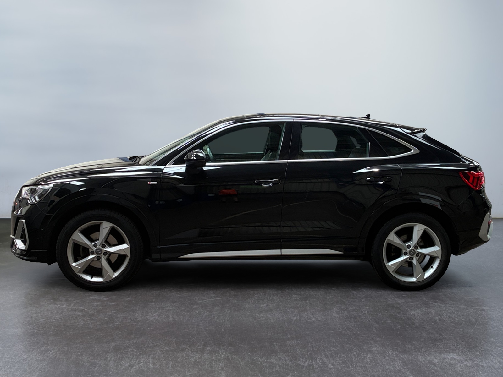 AUDI Q3 35 TDI 150 ch S tronic 7 S line 2019