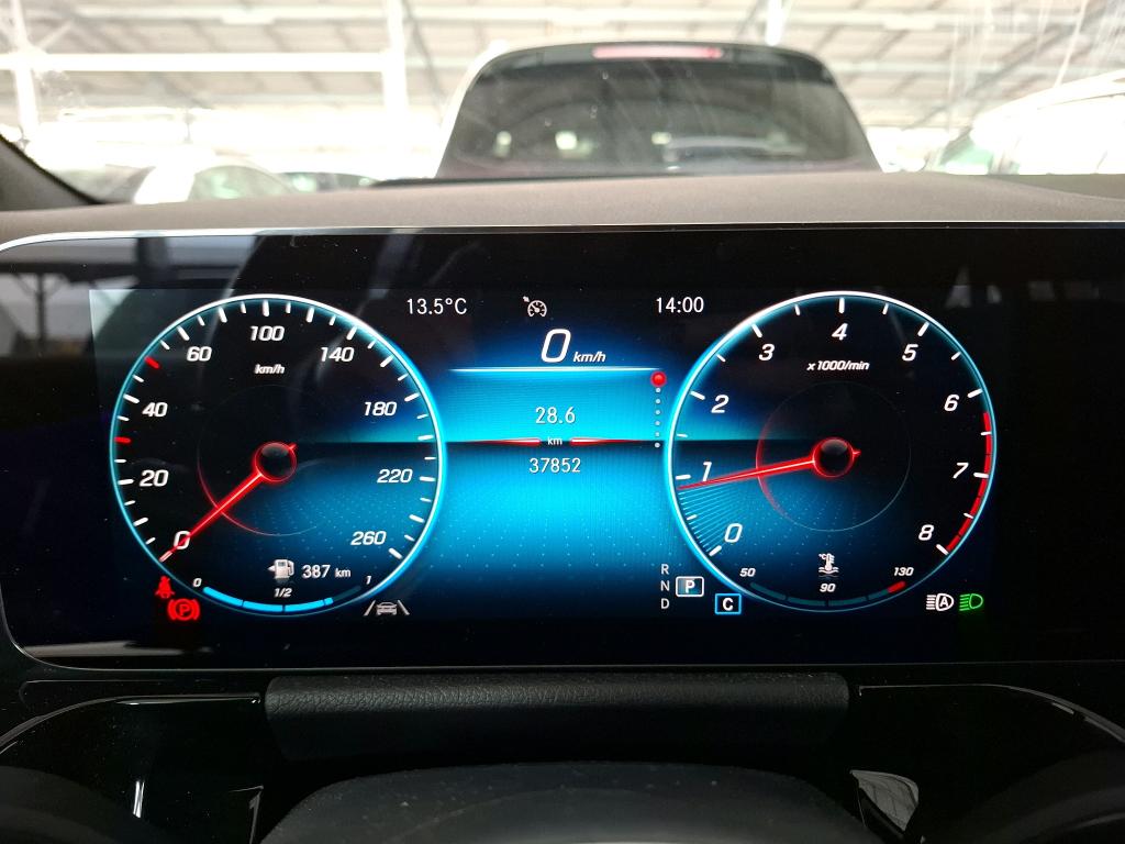 MERCEDES MERCEDES GLA II 200 7G-DCT Progressive Line 2021