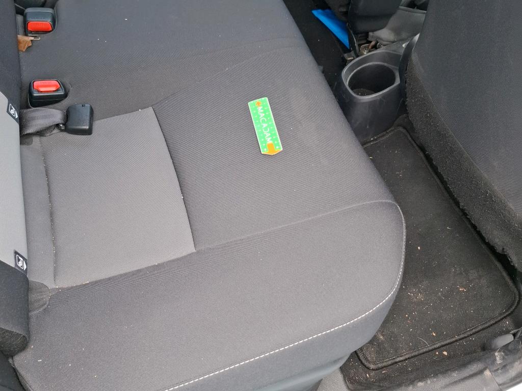TOYOTA  2019