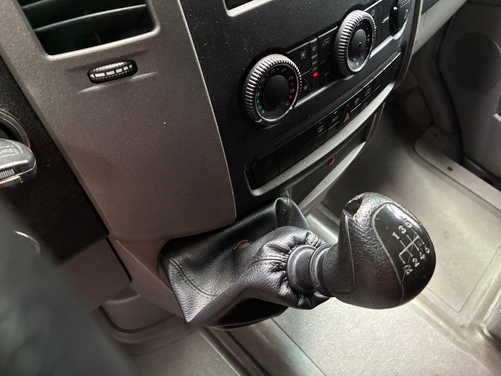 MERCEDES Sprinter 8 places 2012